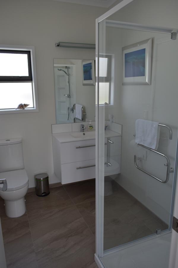Paradise In Whitianga B&B Wells Place ภายนอก รูปภาพ